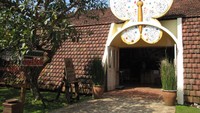 Rumah lucu tempat pembelian tiket dan suvenir (Fitraya/detikTravel)