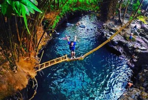 Air Biru Kehijauan nan Eksotis di Yogyakarta, Blue Lagoon