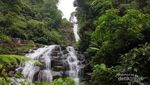 Air Terjun Bertumpuk Mirip Piramida di Padang