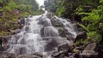 Air Terjun Bertumpuk Mirip Piramida di Padang