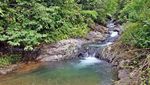 Air Terjun Bertumpuk Mirip Piramida di Padang
