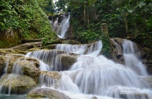Air Terjun Cantik dari Bungku Pesisir