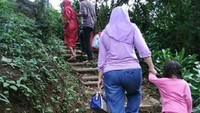 Turun naik tangga yang licin