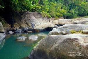 Air Terjun Cunca Wulang, Surga Tersembunyi di Flores