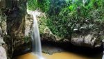 Air Terjun Jembatan Batu, Si Cantik untuk Pemanjat Tebing