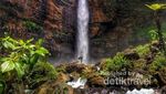 Air Terjun Kapas Biru di Lumajang, Cantik!