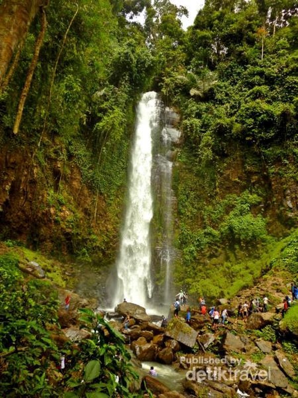 Air Terjun Lembah Pelangi, Destinasi Wisata Baru di Lampung