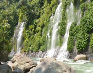 Air Terjun Maung Lahat Nan Indah di Sumatera Selatan