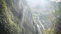 Air terjun siap menyegarkan Anda