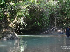 Air Terjun Tersembunyi yang Seindah Surga di Kendari