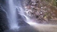 Air Terjun Tirtosari Dan Kolam