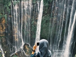 Air Terjun Tumpak Sewu Lumajang yang Makin Mendunia