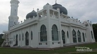 Bangunan masjid yang kokoh