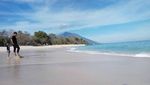 Ajaib! Pantai di Lembata Ini Bisa Berubah-ubah