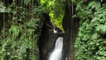 Akhir Pekan Bareng Keluarga di Air Terjun Betala
