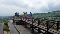 Jembatan yang menjadi favorit berfoto