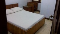 Penginapan (sumber: plus-minus-traveler.blogspot.com)