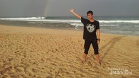 saya dan pelangi ujung genteng