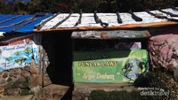 Warung tertinggi di Puncak Lawu, Warung Mbok Yem.