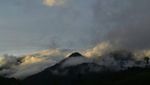 Akhir Pekan, Nikmati Pemandangan Gunung Salak dari Puncak