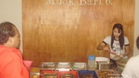 Suasana Warung Pecel Mbok Bari 6