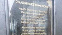 Puisi dari Taufiq Ismail, Dua Gunung Kepadaku Berbicara