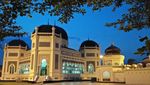 Al Mashun, Masjid Tua Antik dan Cantik di Medan