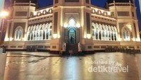 Pintu Masuk Masjid