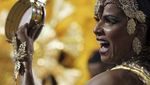 Alamak! Digoyang Seksinya Samba di Rio Carnival