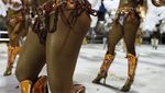 Alamak! Digoyang Seksinya Samba di Rio Carnival