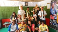 Kami saat berada di rumah bapak Jeremias