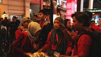 Kelompok 6 sedang mengatur strategi