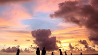 Sunset sempurna di Sawarna (Foto: Ari Saputra/detikFoto)