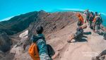 Aneka Gunung Indonesia yang Katanya Angker