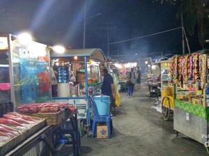 Aneka Kuliner Lezat di Pasar Malam Kampung Solor, Kupang