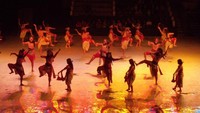 Pasukan Rahwana, terlihat sedang melakukan tarian