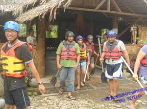 Arung Jeram yang Menantang di Sungai Bingei, Binjai