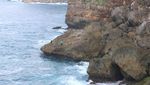 Asyik Juga Kemping di Pantai Kesirat