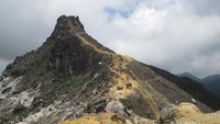 Puncak Tapal Kuda Gunung Sibayak