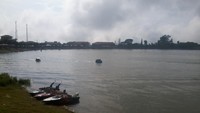 perahu motor di telaga sarangan