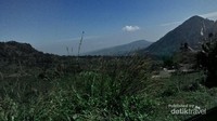 Pemandangan menuju air terjun