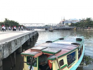 Asyiknya Menyusuri Sungai Martapura Banjarmasin