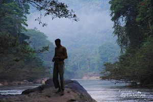 Asyiknya Menyusuri Sungai Teunom di Aceh