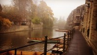 Gondola Terparkir