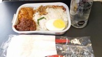 Nasi lemak kejutan dari Airasia untuk dtraveler of the month Oktober 2018
