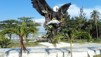 Marina Bay di Pantai Parai Tenggiri