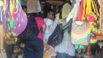 Ayuk Berbelanja di Pasar Hamadi Jayapura