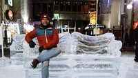 Salah satu pahatan es di susukino