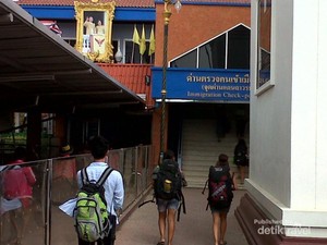Backpacking dari Thailand ke Kamboja, Seru!