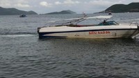 Perahu motor yang lalu lalang di Bai Tranh.
